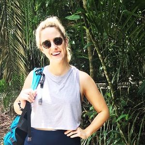 Meet your Posher, Elizabeth